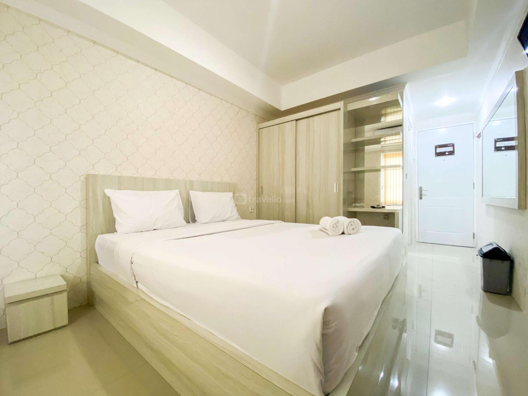 Cozy And Minimalist Paltrow By Travelio